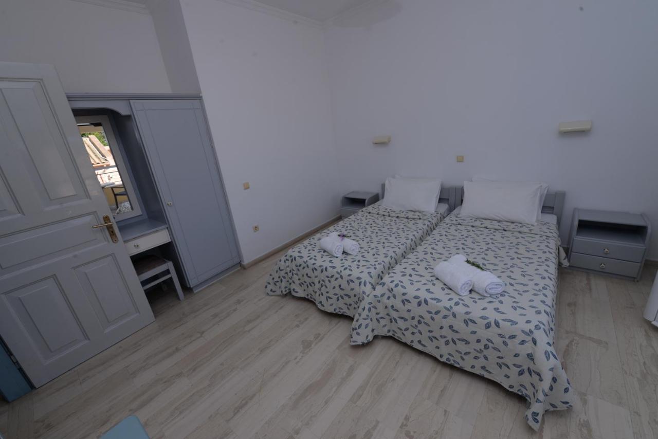 Filippas Rooms In Gouvia Exterior foto
